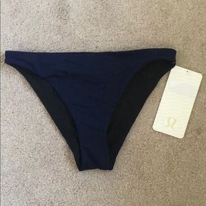 NWT Lululemon unchartered waters bottom